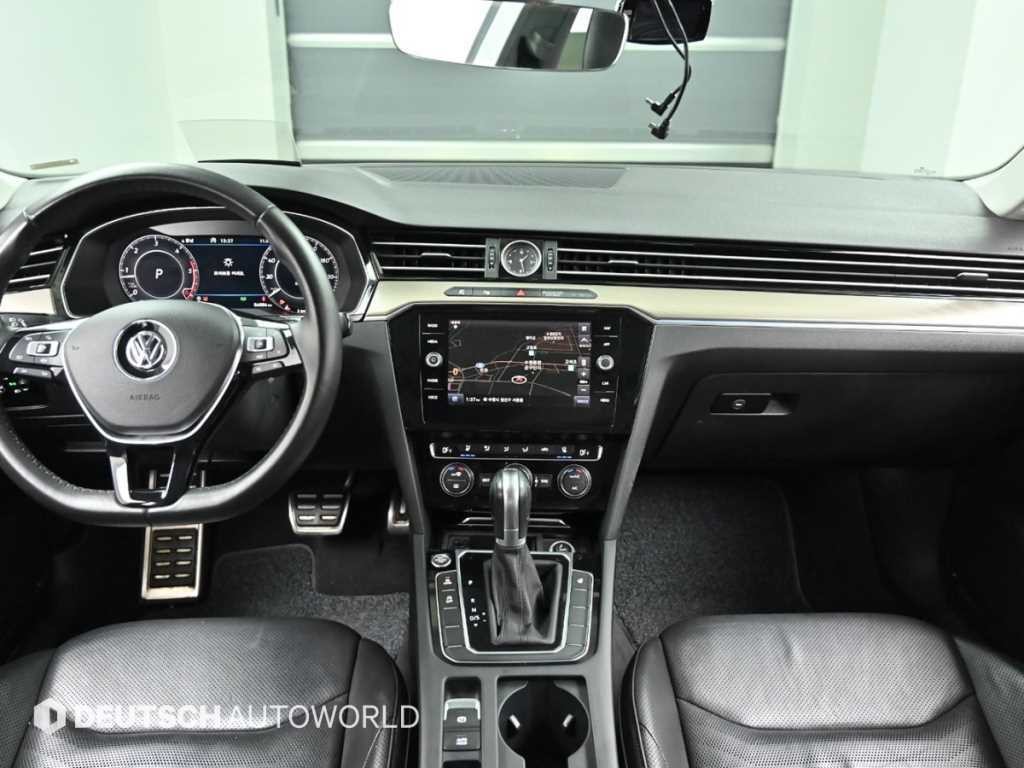 폭스바겐 아테온 2.0 TDI 엘레강스 프레스티지 이미지 7