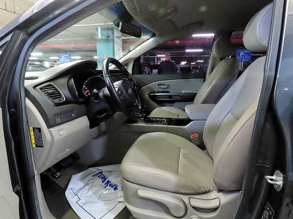 기아 카니발 올 뉴 카니발 디젤 11인승 럭셔리 이미지 6