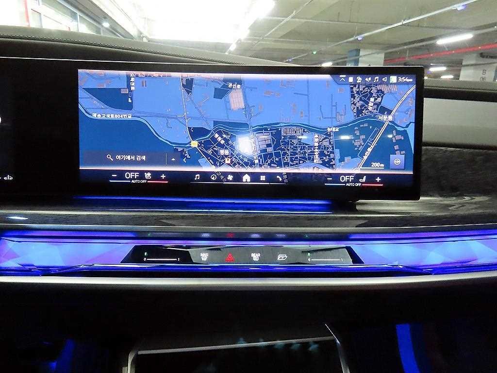 BMW 7시리즈 7시리즈 (G70) 740d xDrive M 스포츠 이미지 11