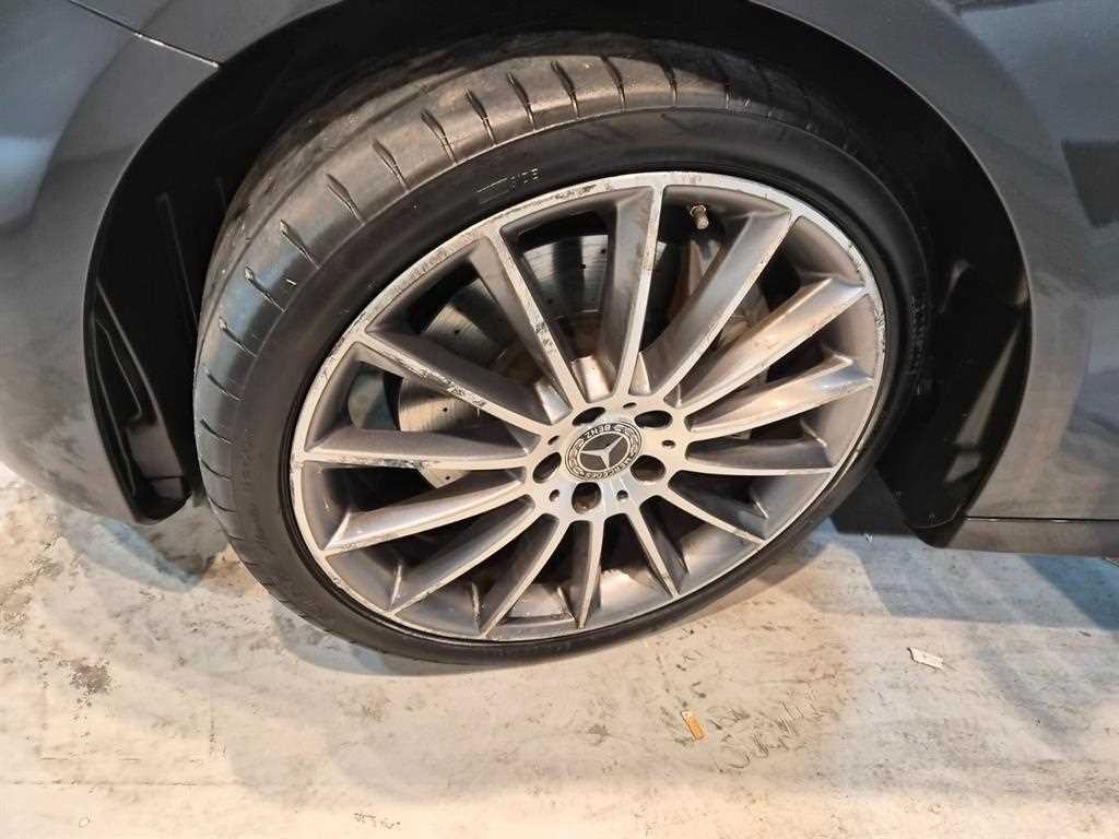 벤츠 E 클래스 E-클래스 W213 E350 4MATIC AMG line 에디션 이미지 18