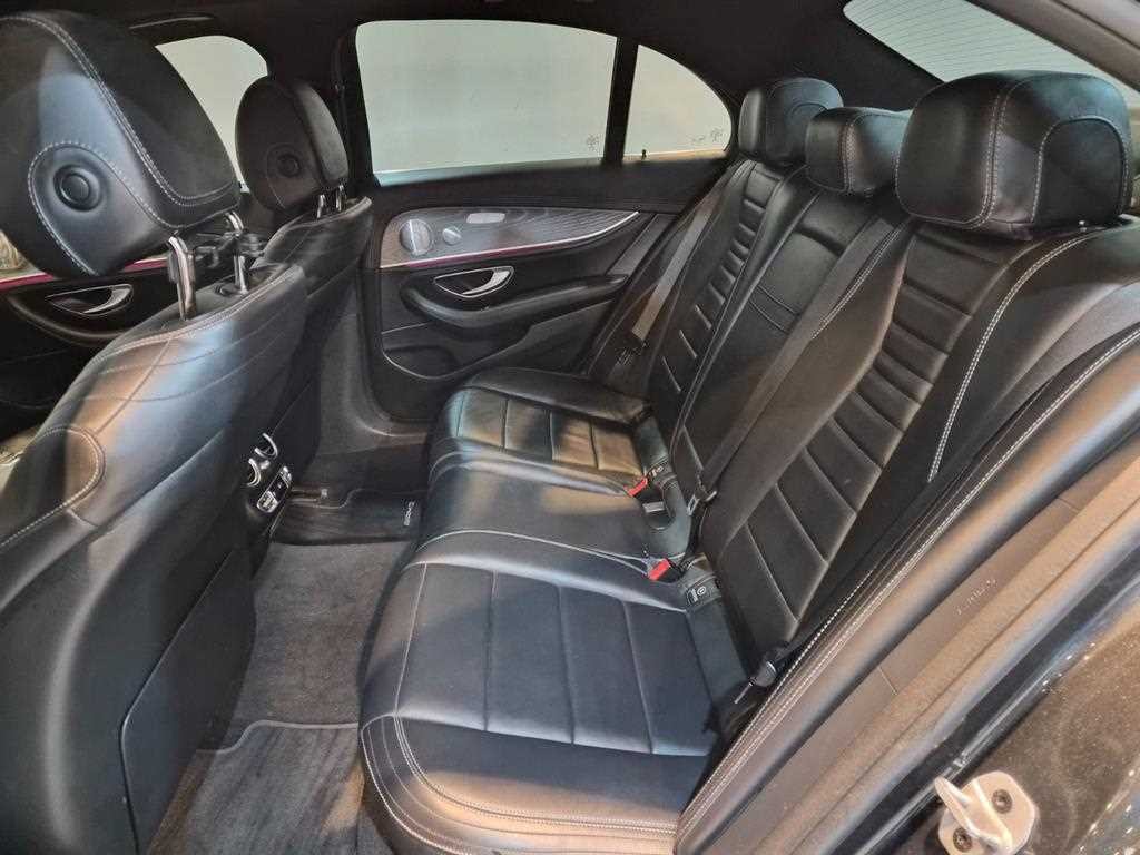 벤츠 E 클래스 E-클래스 W213 E350 4MATIC AMG line 에디션 이미지 5