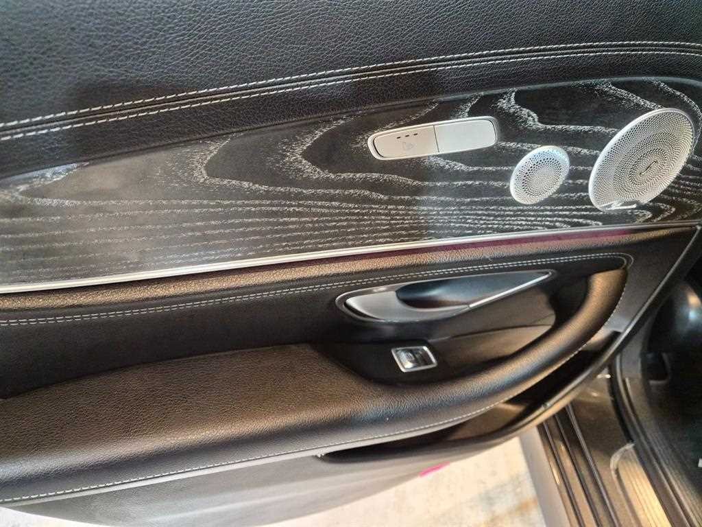 벤츠 E 클래스 E-클래스 W213 E350 4MATIC AMG line 에디션 이미지 6