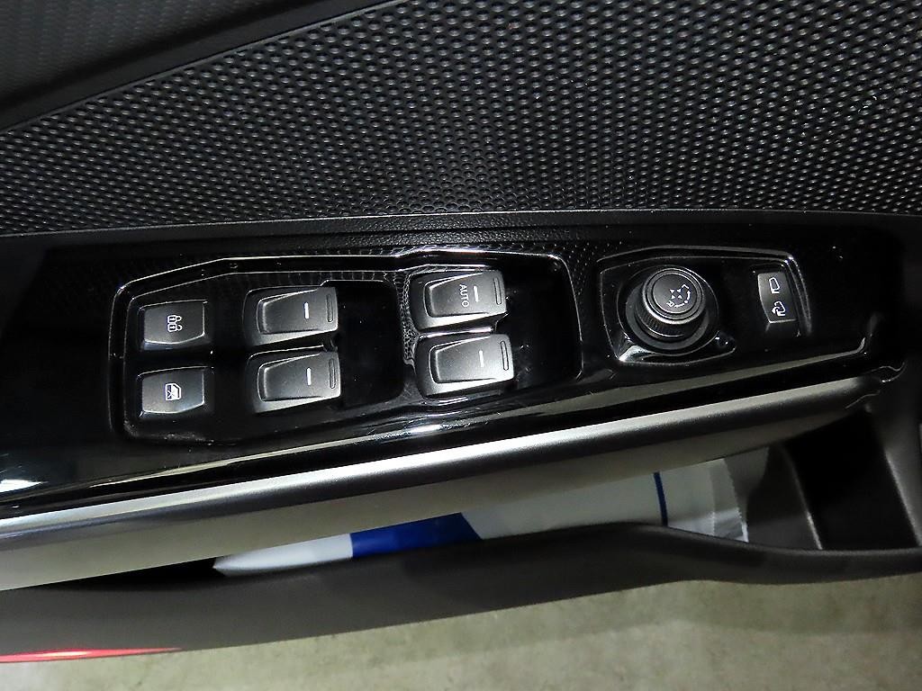 KG모빌리티(쌍용) 티볼리 베리 뉴 티볼리 2WD 가솔린 1.5 V3 이미지 13