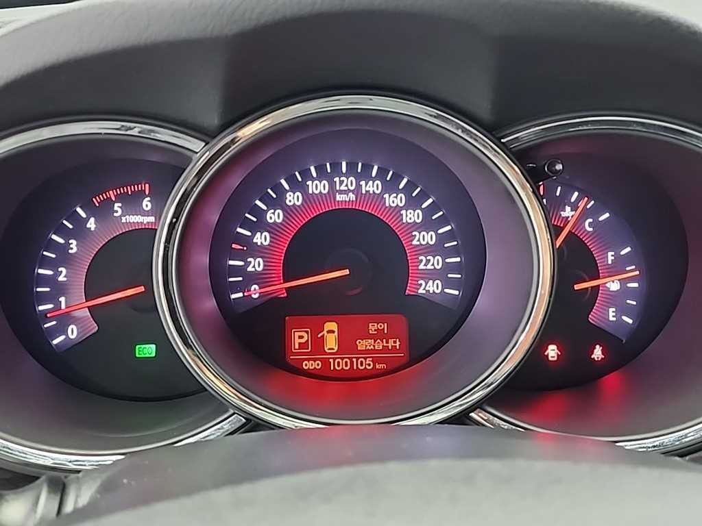 기아 쏘렌토 쏘렌토 R 디젤 2WD 2.0 LIMITED 프리미엄 이미지 6