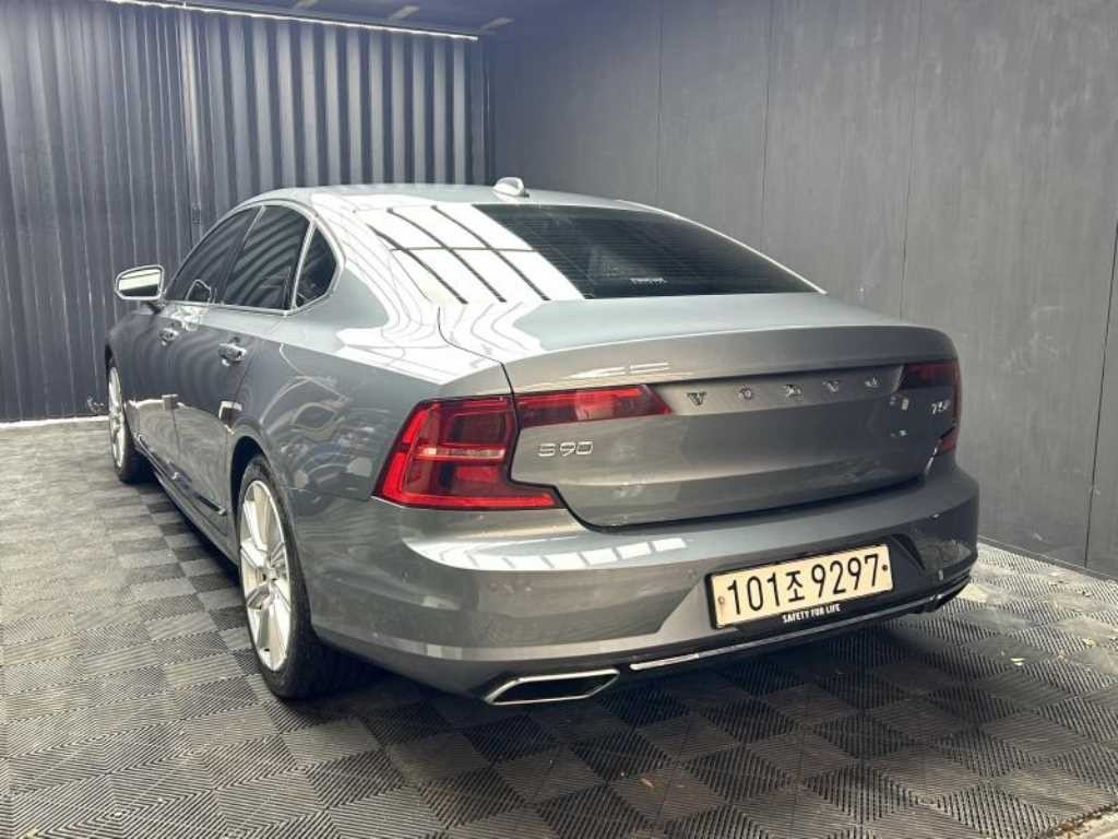 볼보 S90 T5 인스크립션 이미지 2