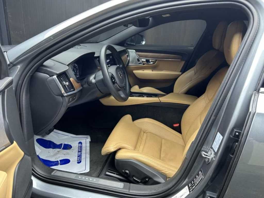 볼보 S90 T5 인스크립션 이미지 6