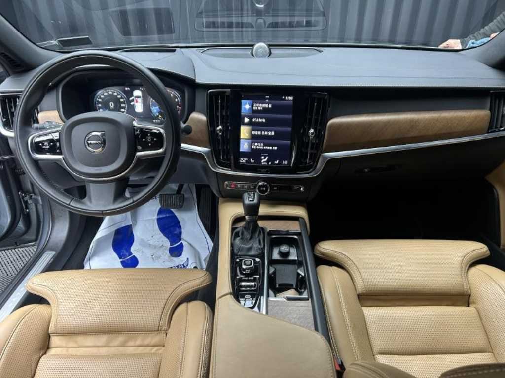 볼보 S90 T5 인스크립션 이미지 9