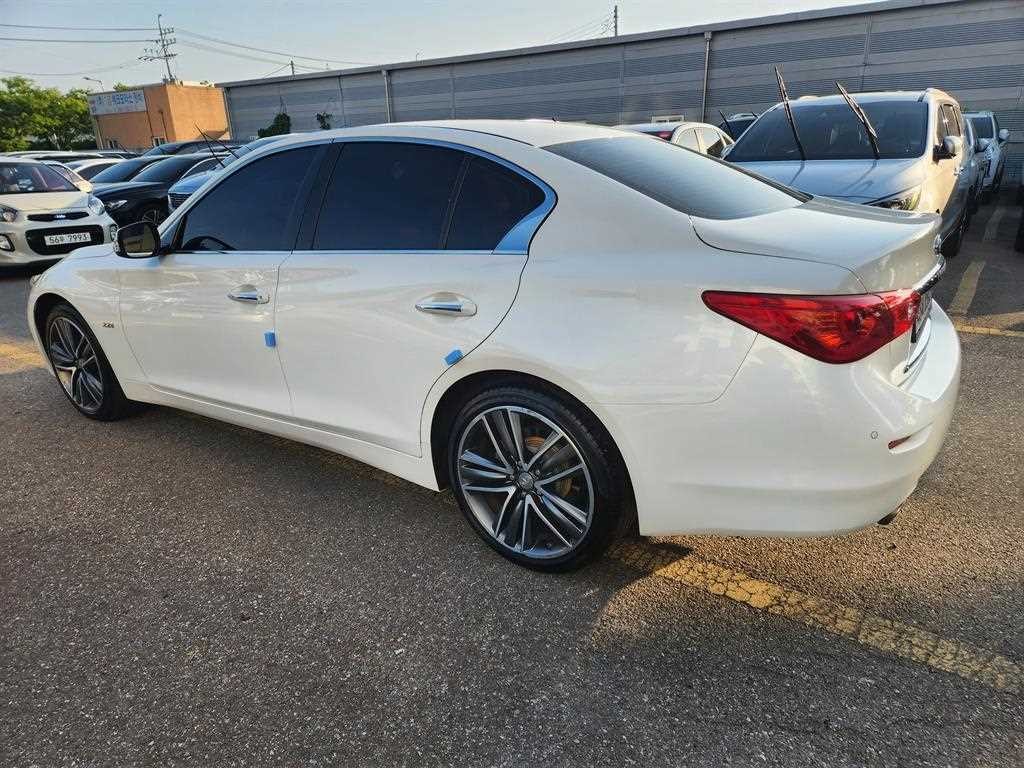 인피니티 Q Q50 2.2D 프리미엄 이미지 3