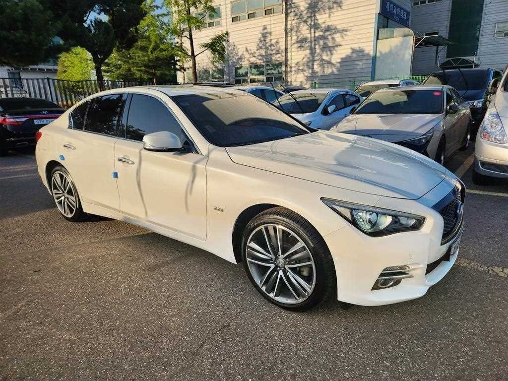 인피니티 Q Q50 2.2D 프리미엄 이미지 6