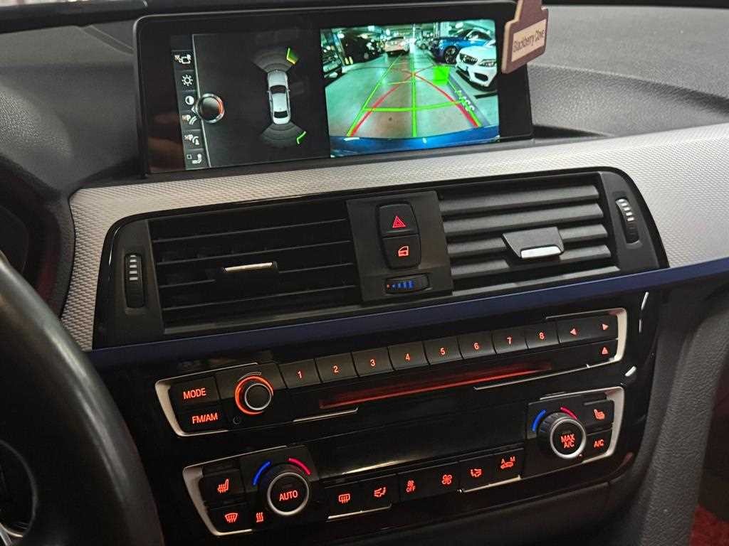 BMW 3시리즈 3시리즈 (F30) 330i M 스포츠 이미지 16