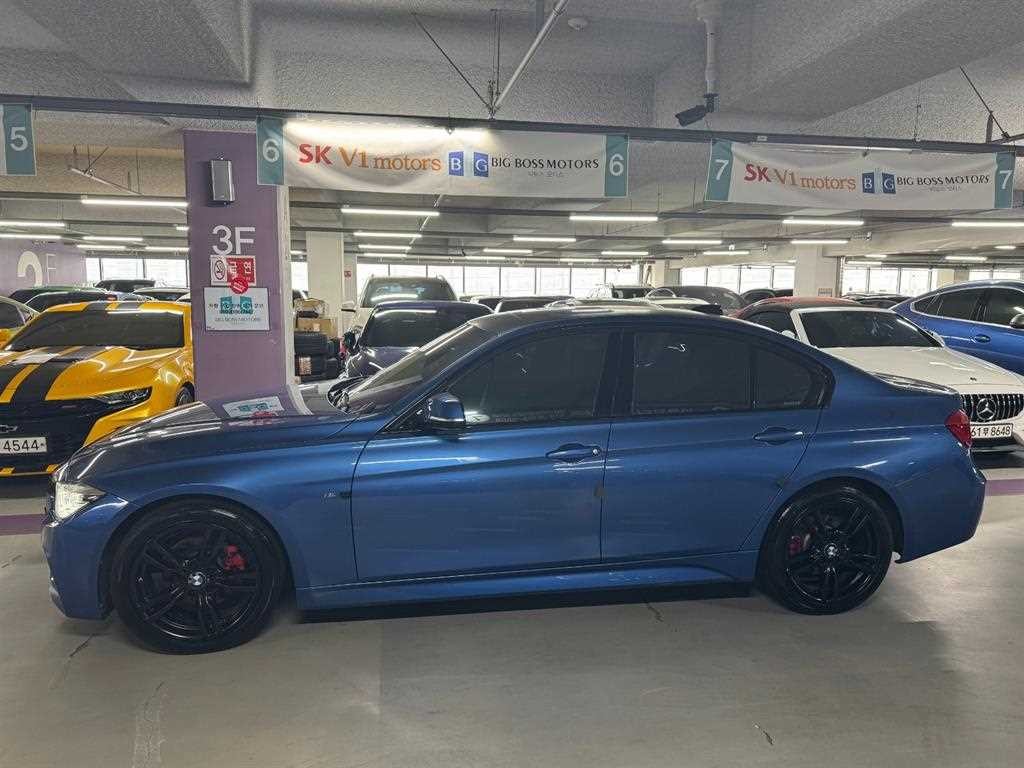 BMW 3시리즈 3시리즈 (F30) 330i M 스포츠 이미지 3