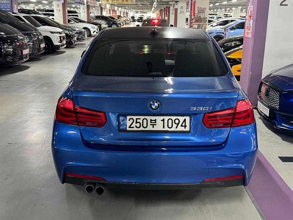 BMW 3시리즈 3시리즈 (F30) 330i M 스포츠 이미지 5
