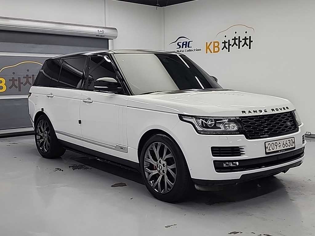 랜드로버 레인지로버 레인지로버 4세대 4.4 SDV8 VOGUE SE LWB 디젤 이미지 4