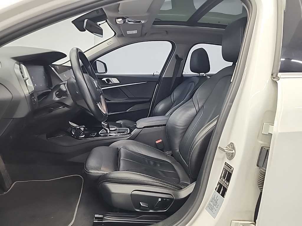 BMW 1시리즈 1시리즈 (F40) 120i 스포츠 이미지 11