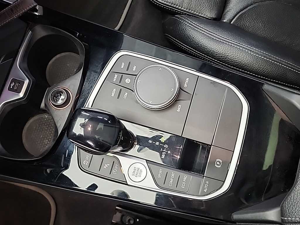 BMW 1시리즈 1시리즈 (F40) 120i 스포츠 이미지 8