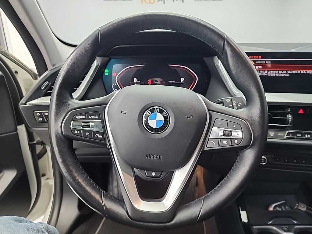 BMW 1시리즈 1시리즈 (F40) 120i 스포츠 이미지 9