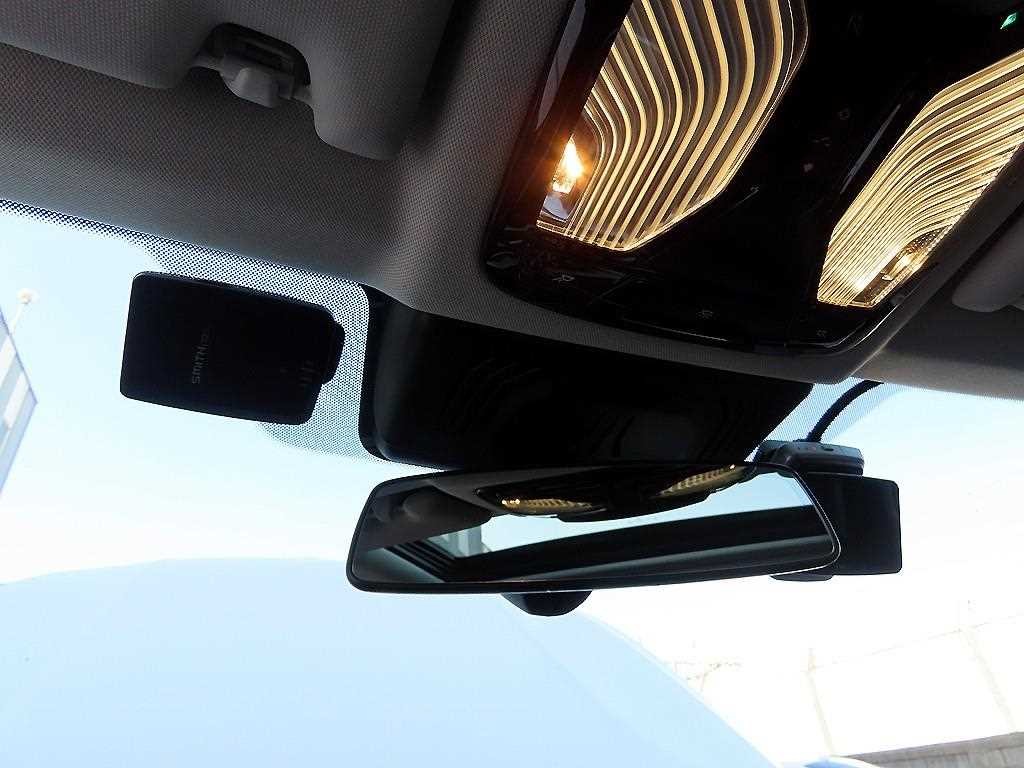 BMW 3시리즈 3시리즈 (G20) 320i M 스포츠 이미지 15