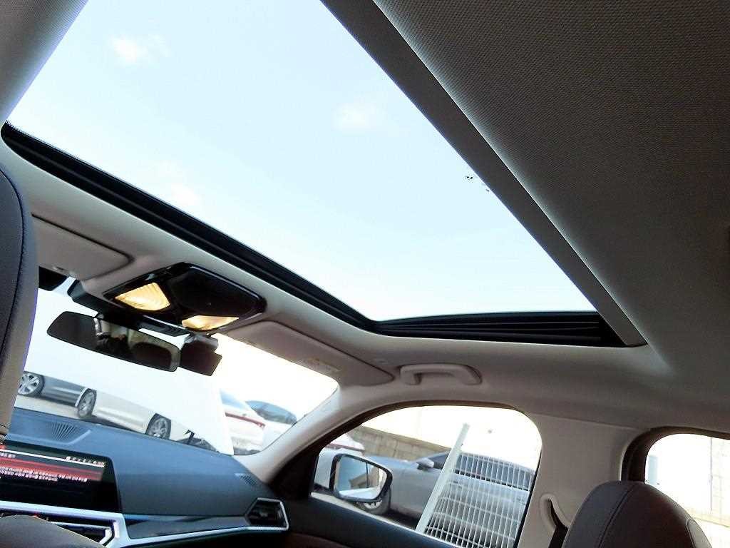 BMW 3시리즈 3시리즈 (G20) 320i M 스포츠 이미지 17