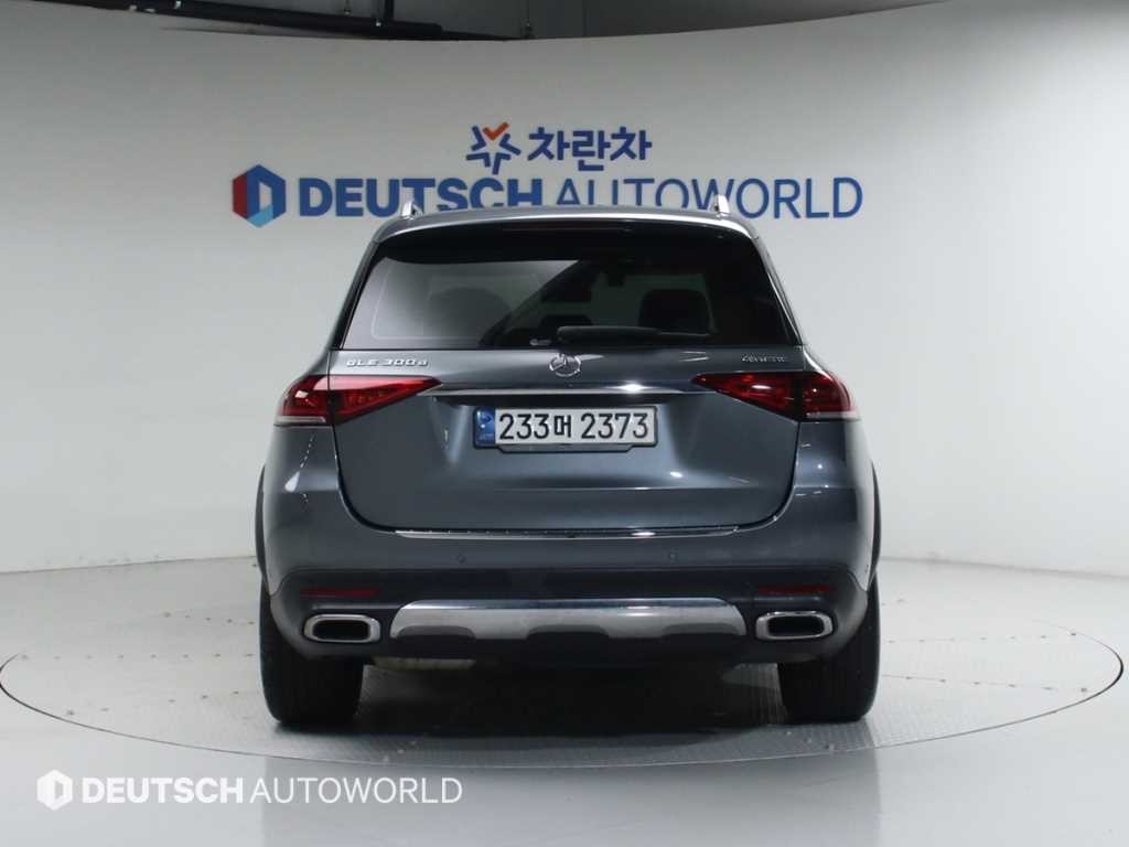 벤츠 GLE 클래스 GLE 클래스 W167 GLE 300d 4MATIC 이미지 4