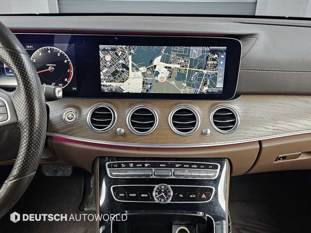 벤츠 E 클래스 E-클래스 W213 E300 4MATIC 익스클루시브 이미지 14