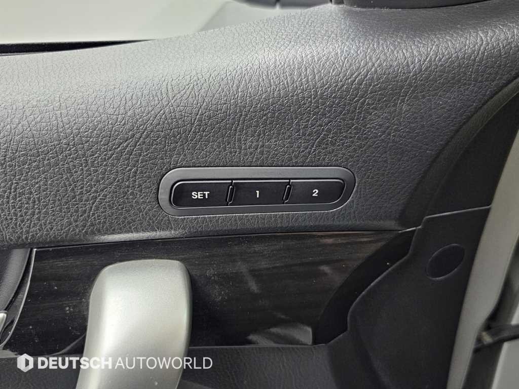 기아 쏘렌토 쏘렌토 R 디젤 2WD 2.0 LIMITED 프리미엄 이미지 17