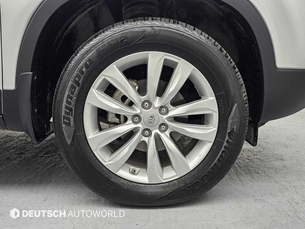 기아 쏘렌토 쏘렌토 R 디젤 2WD 2.0 LIMITED 프리미엄 이미지 5