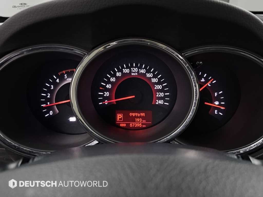기아 쏘렌토 쏘렌토 R 디젤 2WD 2.0 LIMITED 프리미엄 이미지 8