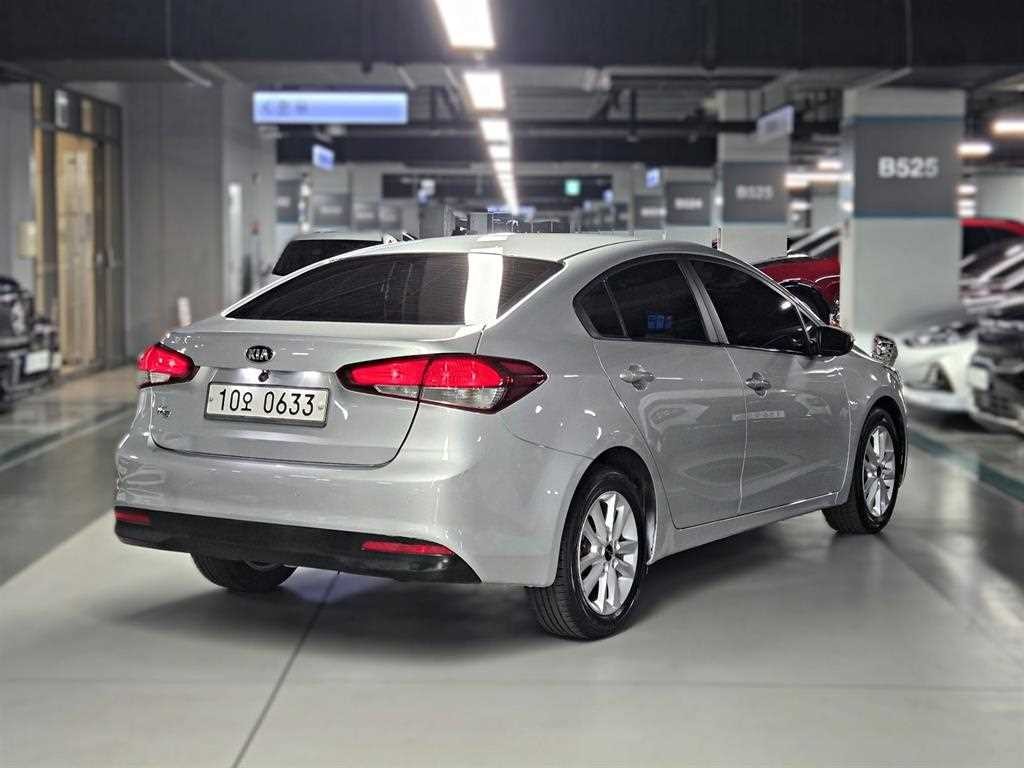 기아 K3 더뉴 K3 1.6 GDI 디럭스 이미지 2