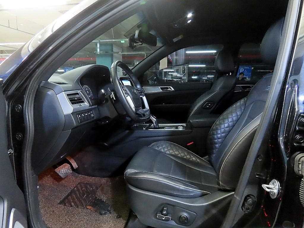 KG모빌리티(쌍용) 렉스턴 올 뉴 렉스턴 (Y450) 디젤 2.2 4WD 더 블랙 이미지 6