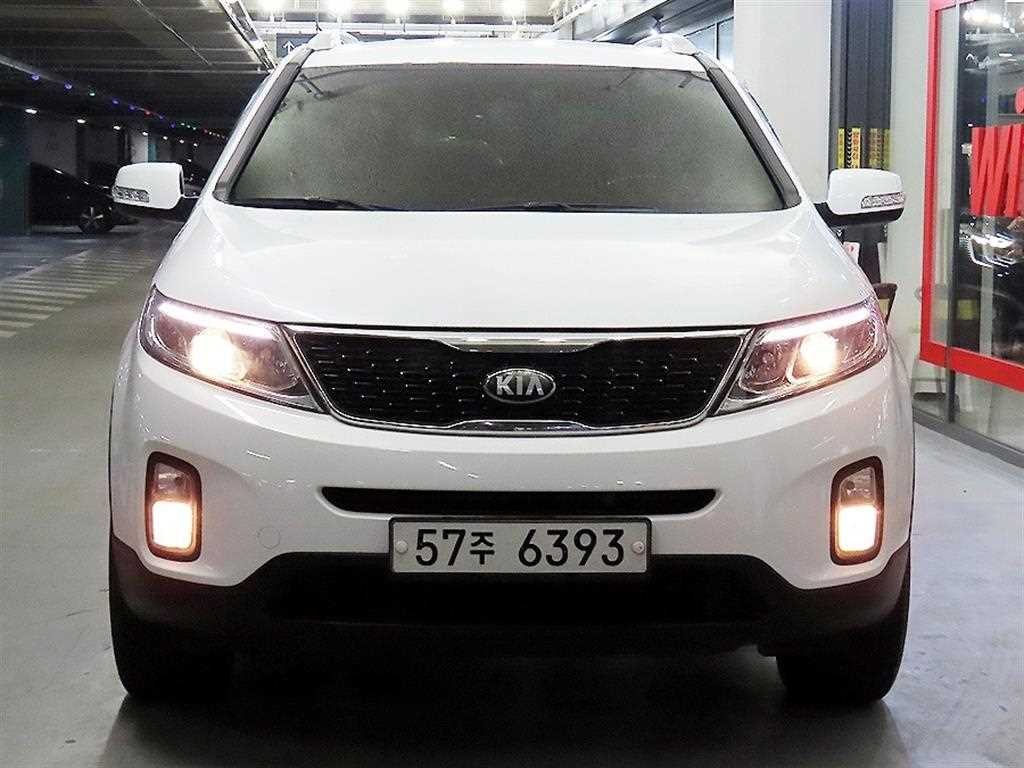기아 쏘렌토 뉴 쏘렌토 R 2WD 2.0 TLX 스페셜 이미지 2