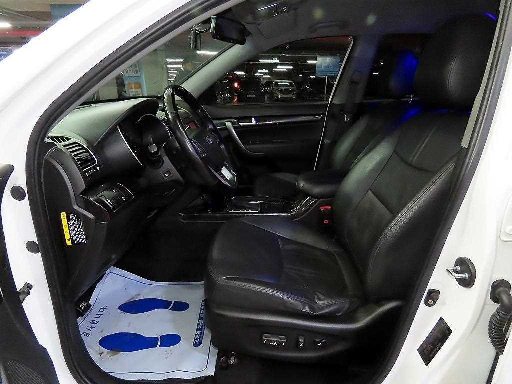 기아 쏘렌토 뉴 쏘렌토 R 2WD 2.0 TLX 스페셜 이미지 6