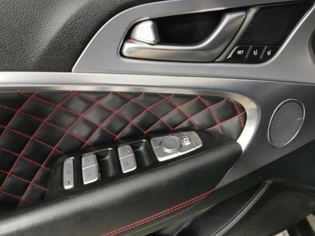 제네시스 G70 3.3T 스포츠 AWD 슈프림 이미지 10