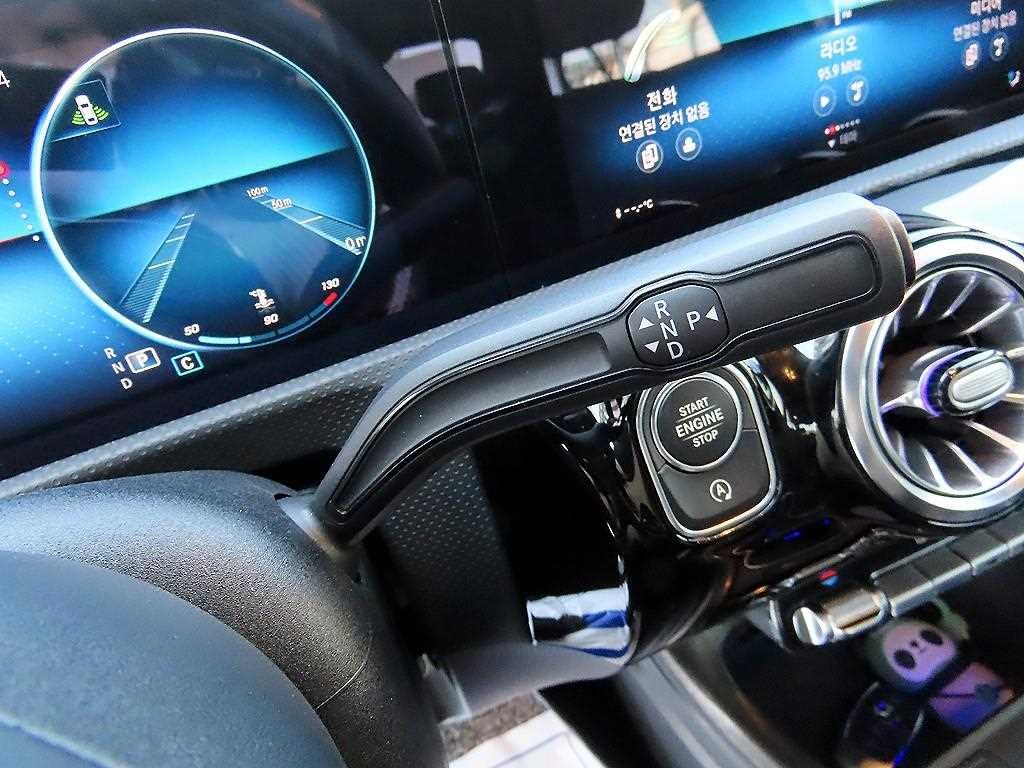 벤츠 A 클래스 A클래스 W177 A250 4MATIC 세단 이미지 10