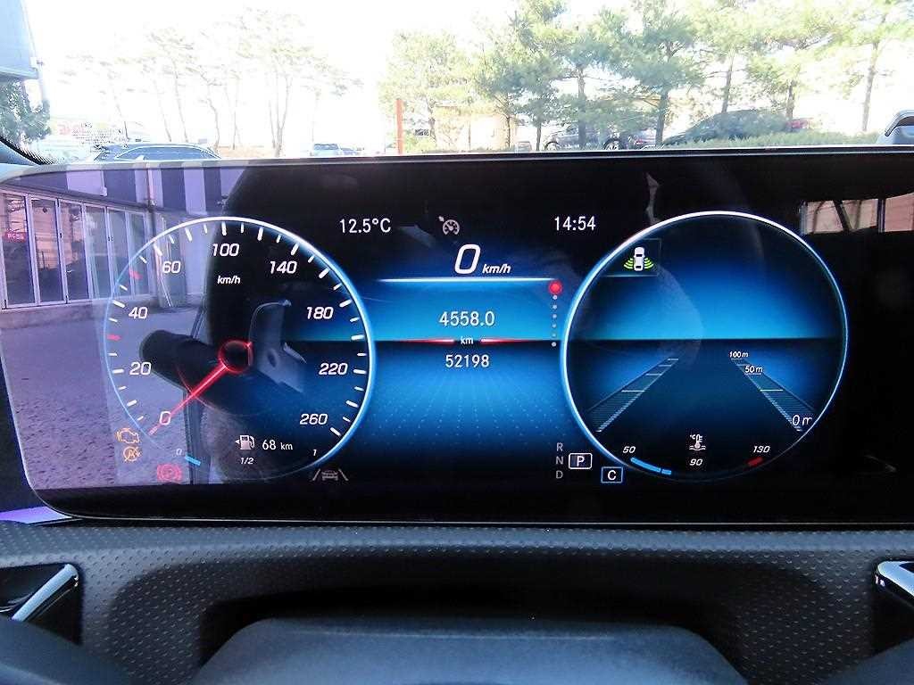 벤츠 A 클래스 A클래스 W177 A250 4MATIC 세단 이미지 9