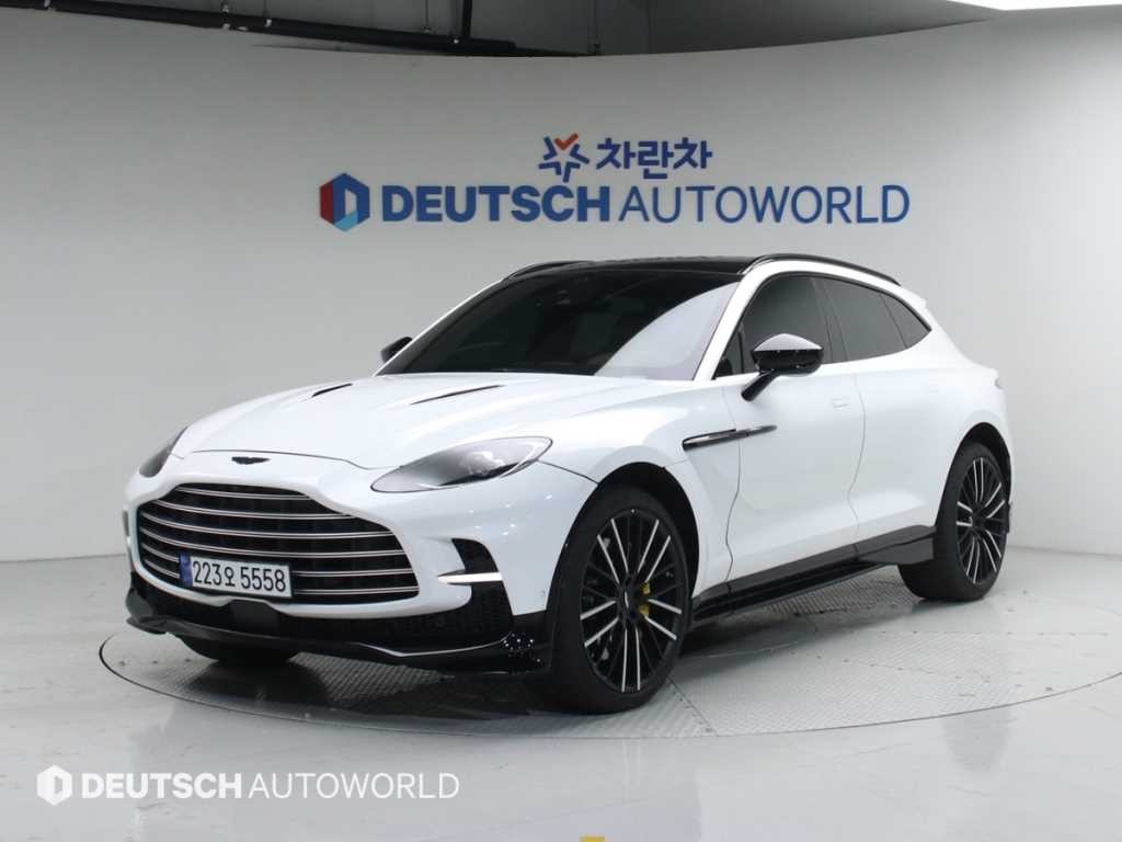 애스턴마틴 DBX 4.0 V8 707 이미지 1