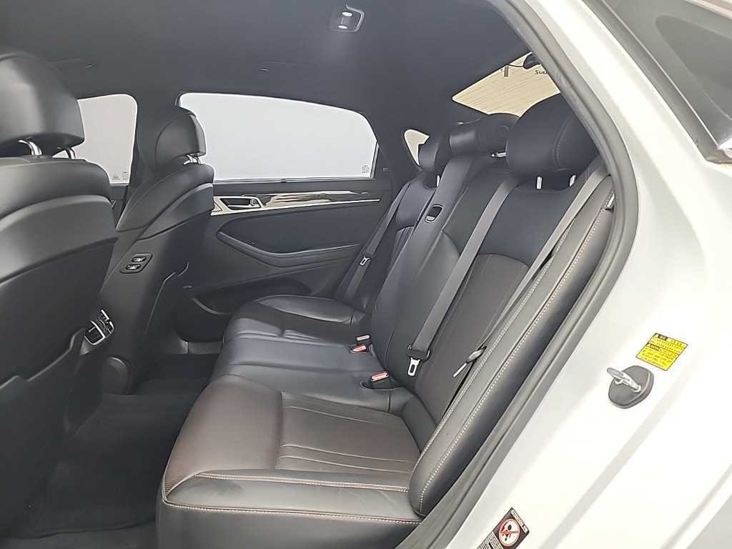 제네시스 G80 3.3 T AWD 스포츠 이미지 12
