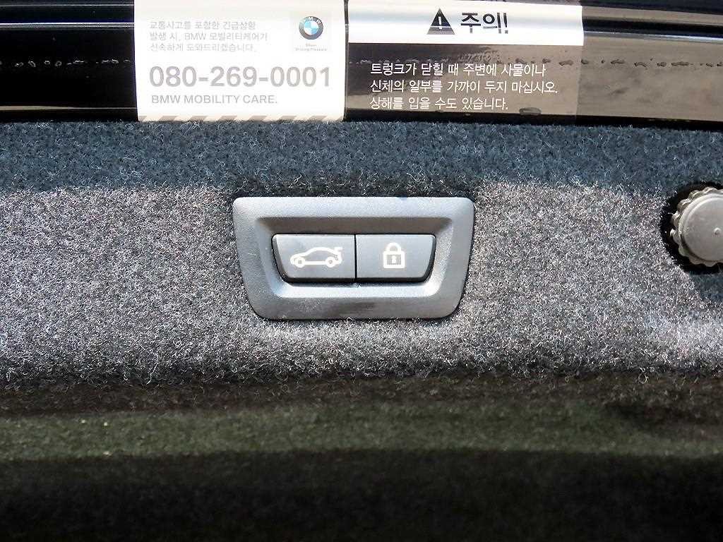 BMW 5시리즈 5시리즈 (G30) 520d 럭셔리 스페셜 에디션 이미지 17