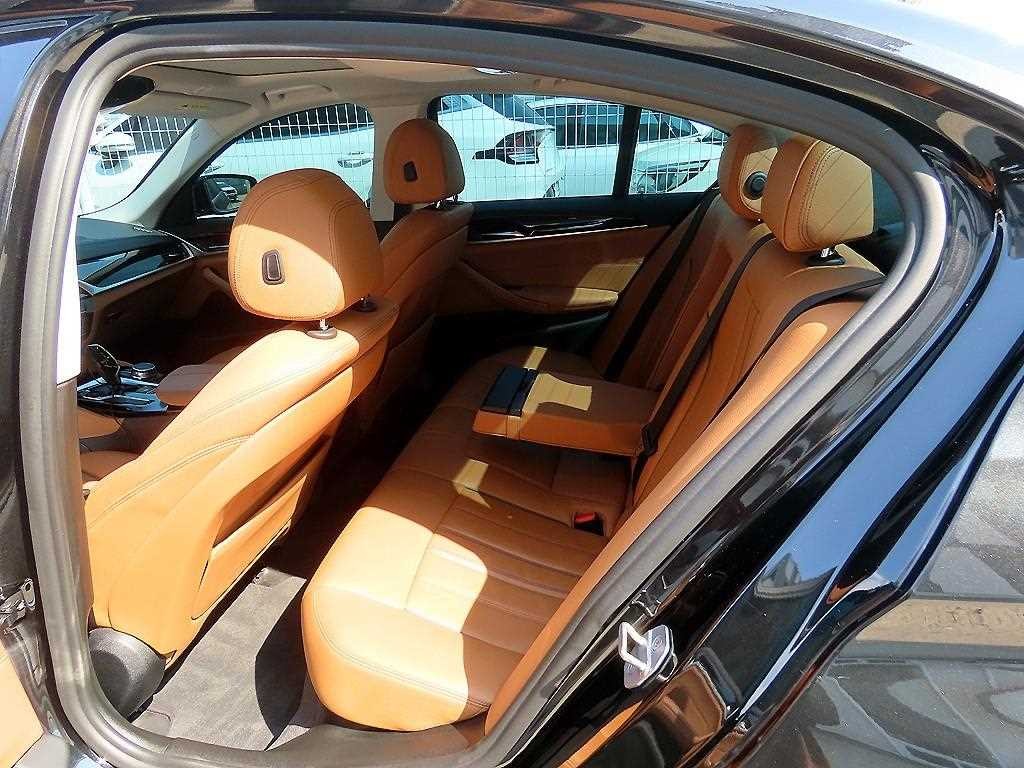 BMW 5시리즈 5시리즈 (G30) 520d 럭셔리 스페셜 에디션 이미지 6