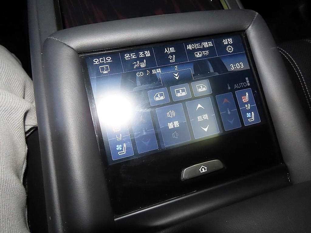 렉서스 LS LS500 3.5 럭셔리 AWD 이미지 15