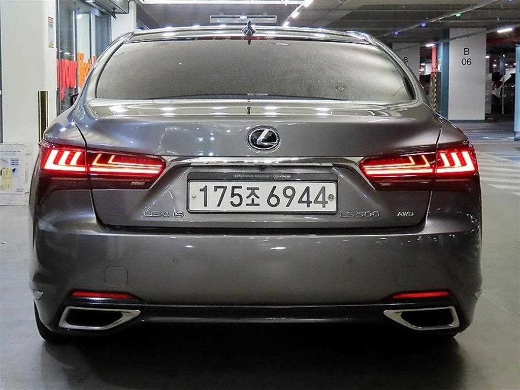 렉서스 LS LS500 3.5 럭셔리 AWD 이미지 5