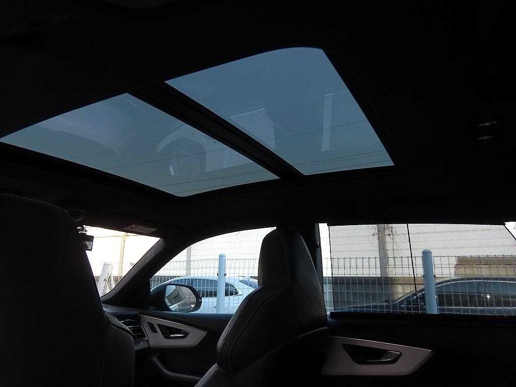 아우디 Q8 50 TDI 콰트로 프리미엄 이미지 17