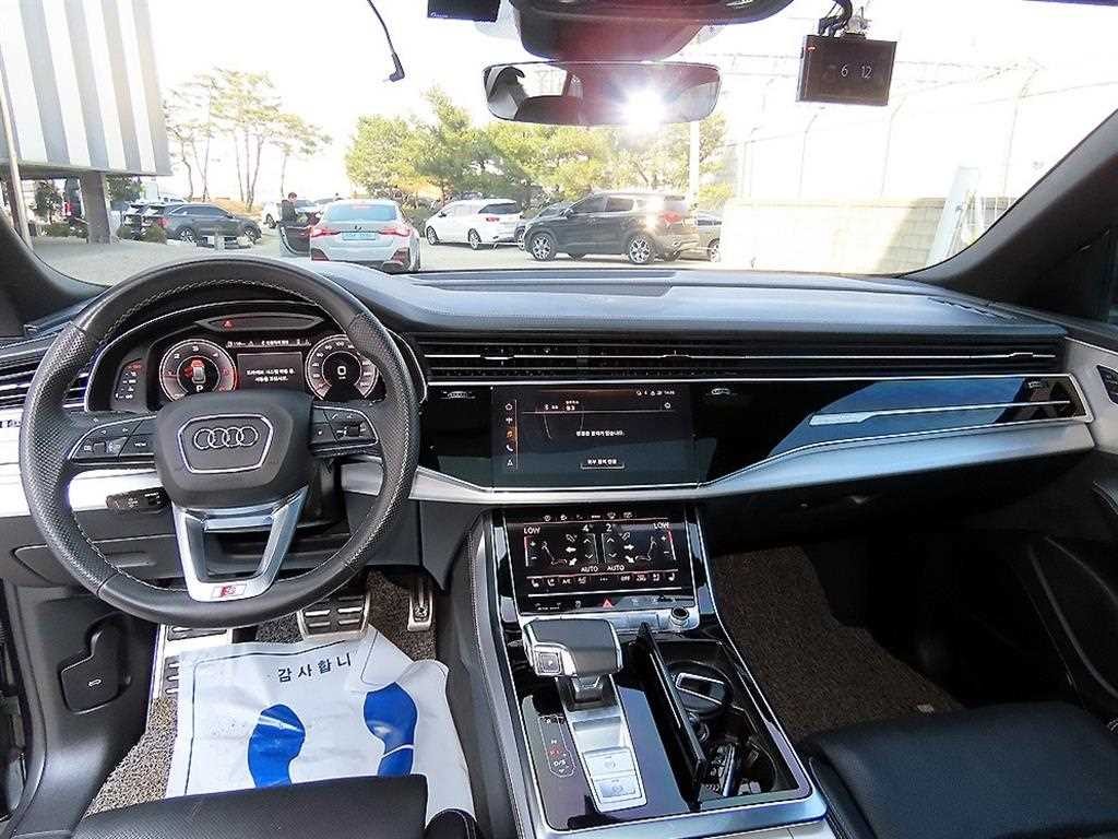아우디 Q8 50 TDI 콰트로 프리미엄 이미지 7