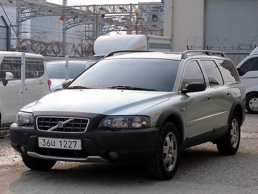 볼보 XC70 2.5T 이미지 2