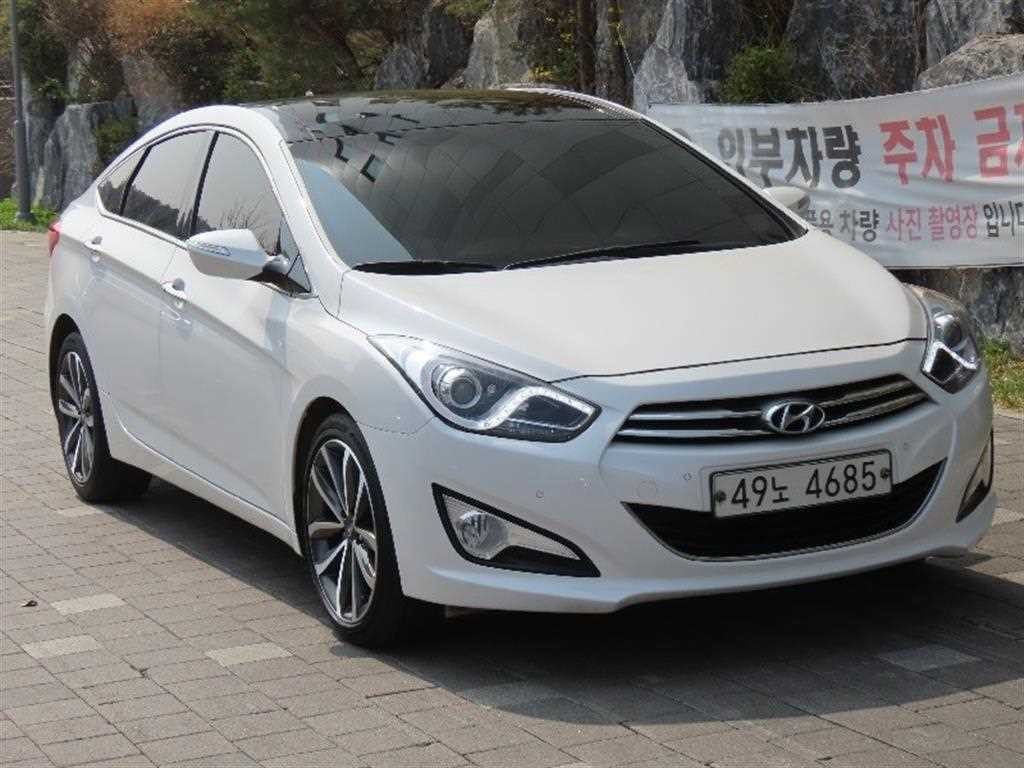 현대 i40 i40Saloon 1.7 VGT D 스펙 이미지 2