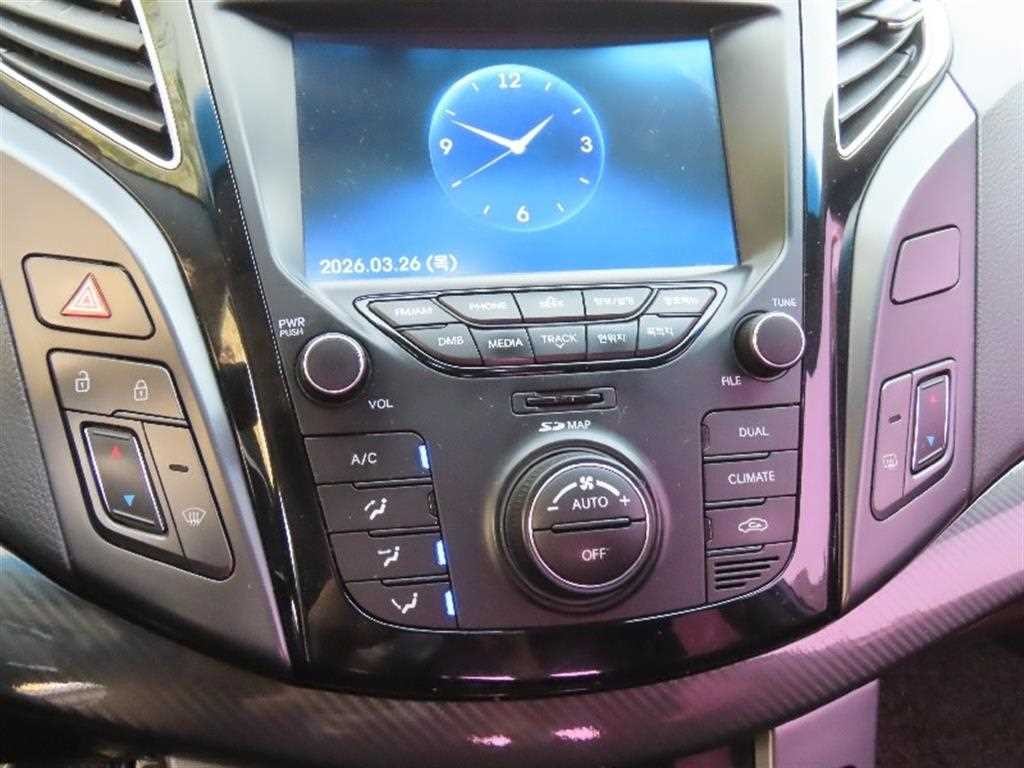 현대 i40 i40Saloon 1.7 VGT D 스펙 이미지 8