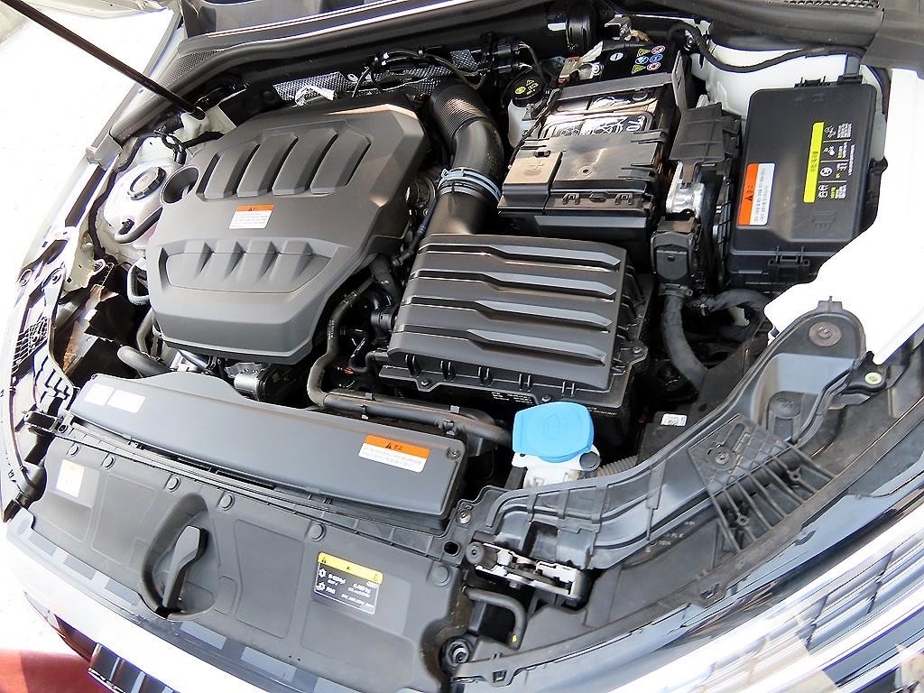 아우디 A3 A3(8Y) 40 TFSI 프리미엄 이미지 18
