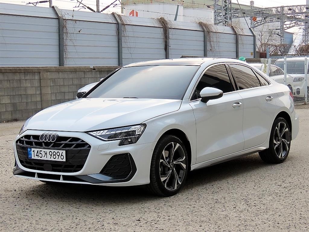아우디 A3 A3(8Y) 40 TFSI 프리미엄 이미지 2