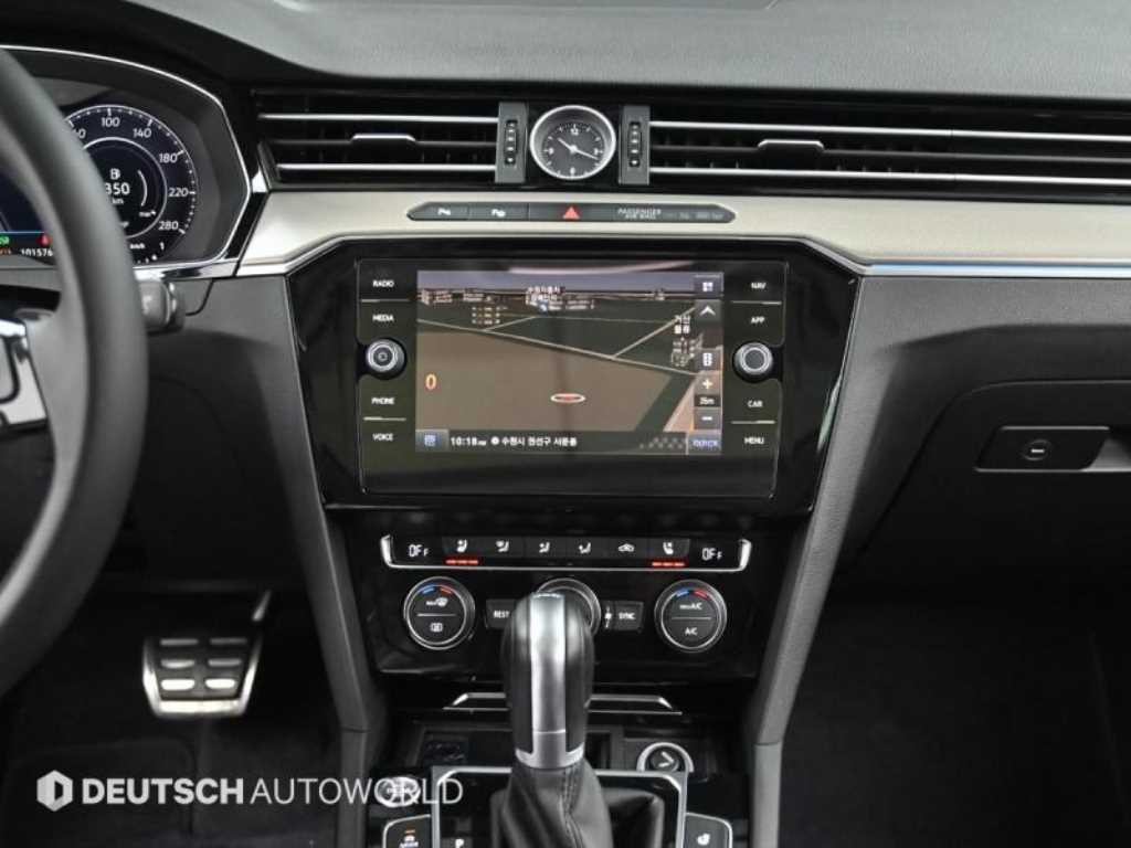 폭스바겐 아테온 2.0 TDI 엘레강스 프레스티지 이미지 14