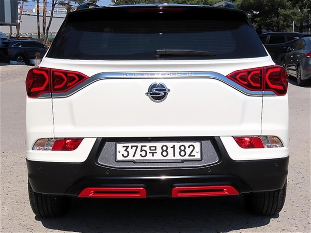 KG모빌리티(쌍용) 코란도 뷰티풀코란도 2WD 가솔린 1.5 R-플러스 이미지 4