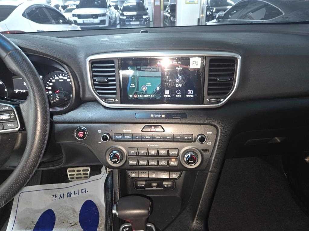 기아 스포티지 스포티지 더 볼드 2.0 디젤 2WD 프레스티지 이미지 11